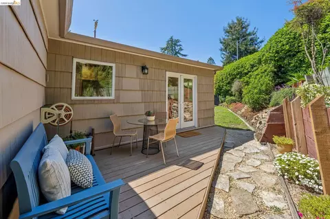 Exterior - 66 Arlington Ct, Kensington, CA 94707 photo 7 of 22