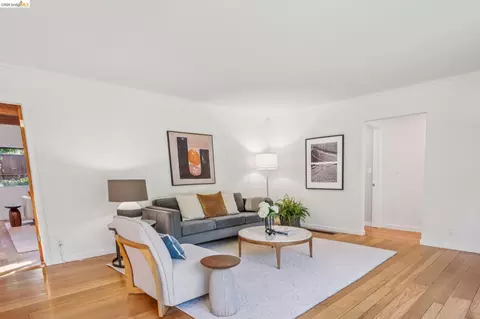 Living - 66 Arlington Ct, Kensington, CA 94707 photo 3 of 8