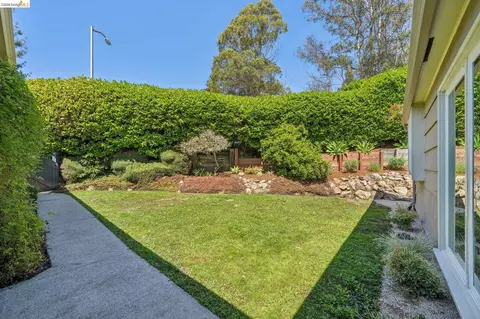 Exterior - 66 Arlington Ct, Kensington, CA 94707 photo 4 of 22