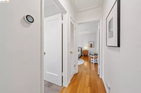 Entry Way - 66 Arlington Ct, Kensington, CA 94707 photo 2 of 2