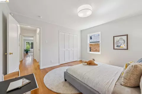 Bedroom - 66 Arlington Ct, Kensington, CA 94707 photo 6 of 10