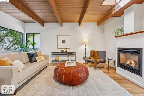 Living - 66 Arlington Ct, Kensington, CA 94707 photo 7 of 8