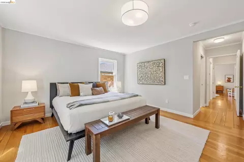 Bedroom - 66 Arlington Ct, Kensington, CA 94707 photo 2 of 10