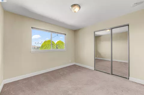 Bedroom - 2547 Silvercrest Ct, Pinole, CA 94564 photo 7 of 11
