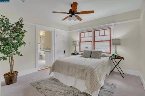 Bedroom - 10 Green St, Martinez, CA 94553 photo 1 of 4