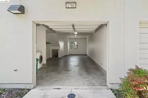 Other - 1780 12th St, Oakland, CA 94607 photo 7 of 8