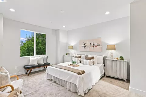 Bedroom - 2722 Cowell Rd, Concord, CA 94518 photo 7 of 8