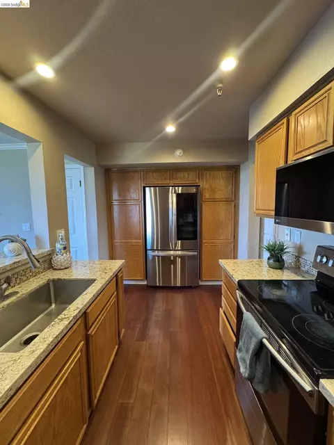 Kitchen - 3623 Wells Rd, Oakley, CA 94561 photo 5 of 8