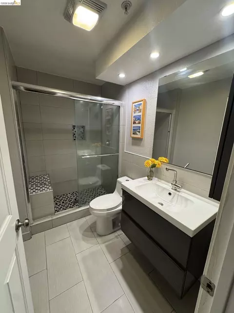 Bath - 3623 Wells Rd, Oakley, CA 94561 photo 3 of 7