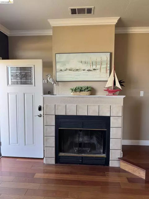 Entry Way - 3623 Wells Rd, Oakley, CA 94561 photo 1 of 2