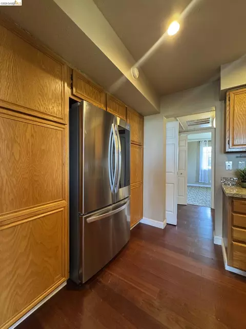 Kitchen - 3623 Wells Rd, Oakley, CA 94561 photo 7 of 8