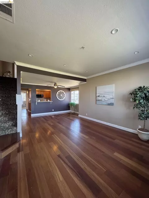 Living - 3623 Wells Rd, Oakley, CA 94561 photo 1 of 3