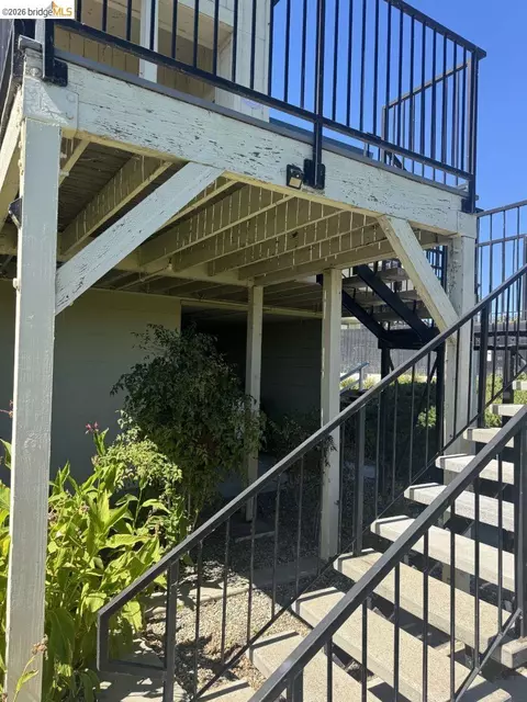 Exterior - 3623 Wells Rd, Oakley, CA 94561 photo 6 of 9