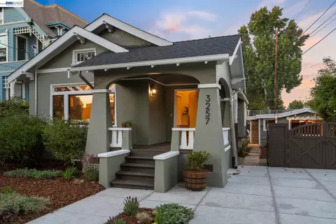 Exterior - 3257 Central Ave, Alameda, CA 94501 photo 2 of 18