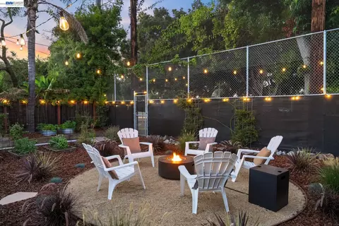 Exterior - 3257 Central Ave, Alameda, CA 94501 photo 17 of 18