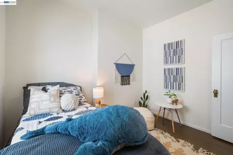Bedroom - 3257 Central Ave, Alameda, CA 94501 photo 2 of 2