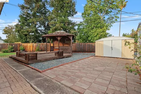 Exterior - 4847 Beckham Ct, Concord, CA 94521 photo 4 of 7