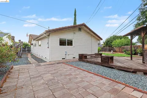 Exterior - 4847 Beckham Ct, Concord, CA 94521 photo 5 of 7
