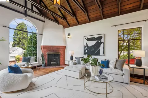 Living - 54 Colorado Ave, Berkeley, CA 94707 photo 2 of 3