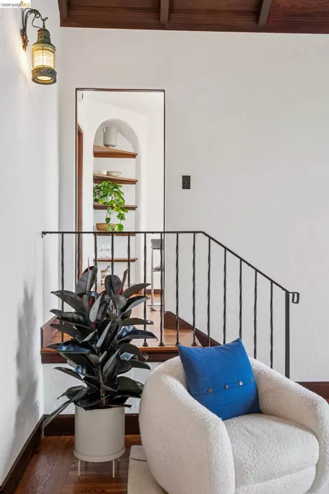 Entry Way - 54 Colorado Ave, Berkeley, CA 94707 photo 3 of 3
