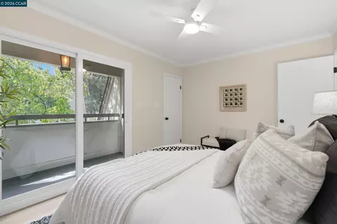 Bedroom - 1571 Schenone Ct #A, Concord, CA 94521 photo 3 of 7