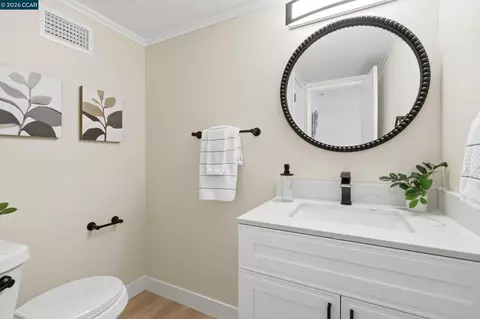 Bath - 1571 Schenone Ct #A, Concord, CA 94521 photo 1 of 3