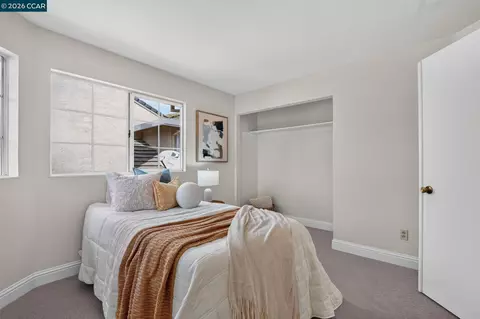 Bedroom - 1035 Pinehurst Ct, Concord, CA 94521 photo 3 of 5