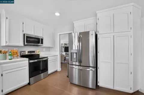 Kitchen - 1035 Pinehurst Ct, Concord, CA 94521 photo 1 of 2