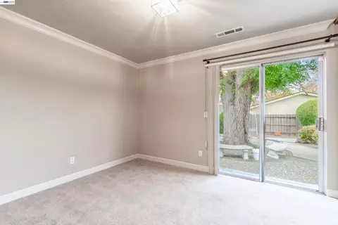 Bedroom - 14972 Endicott St, San Leandro, CA 94579 photo 2 of 5