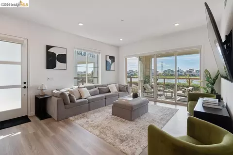 Living - 2260 Solace Vis, Fairfield, CA 94533 photo 2 of 2