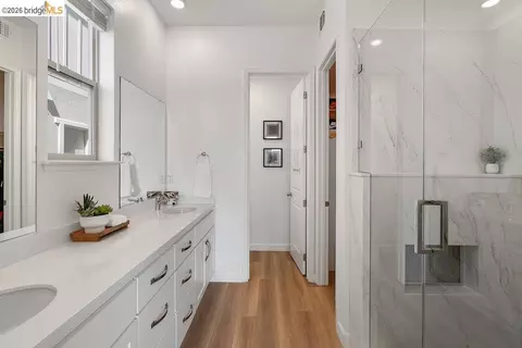 Bath - 2260 Solace Vis, Fairfield, CA 94533 photo 2 of 4