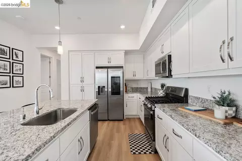 Kitchen - 2260 Solace Vis, Fairfield, CA 94533 photo 3 of 3