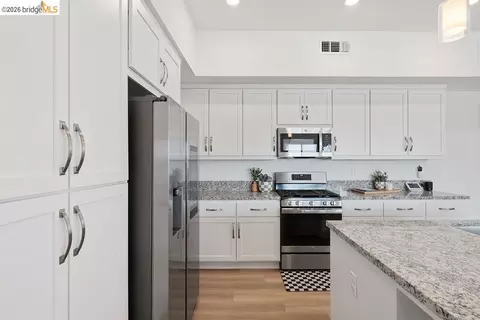 Kitchen - 2260 Solace Vis, Fairfield, CA 94533 photo 2 of 3