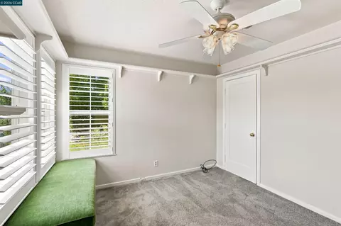 Bedroom - 148 Roslyn Dr, Concord, CA 94518 photo 3 of 6