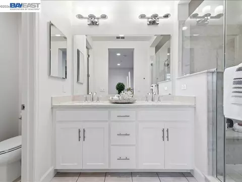 Bath - 2092 Central Pkwy, Dublin, CA 94568 photo 4 of 5
