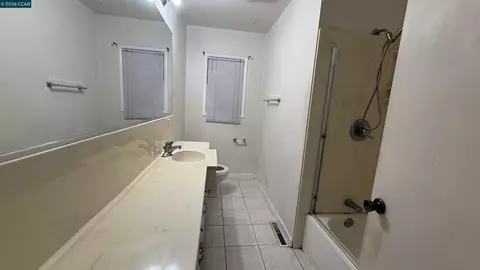 Bath - 176 Sequoia Dr, Pittsburg, CA 94565 photo 1 of 1