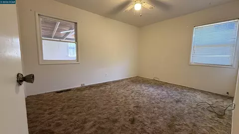 Bedroom - 176 Sequoia Dr, Pittsburg, CA 94565 photo 1 of 4