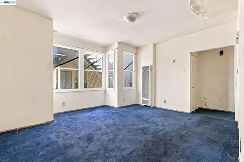 Living - 1631 Linden St, Oakland, CA 94607 photo 6 of 7