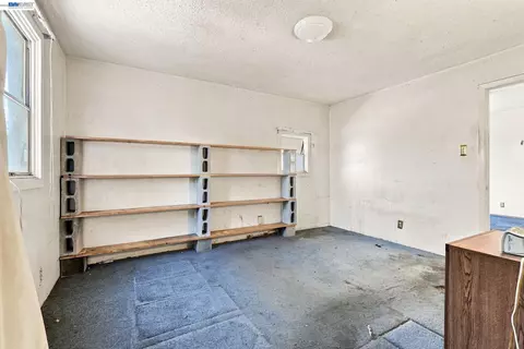 Bedroom - 1631 Linden St, Oakland, CA 94607 photo 10 of 10
