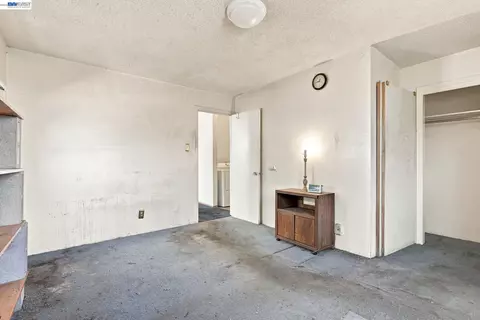 Bedroom - 1631 Linden St, Oakland, CA 94607 photo 9 of 10