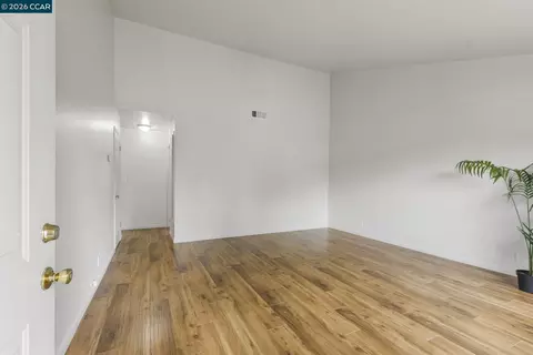 Living - 7601 Redbud Ct, Newark, CA 94560 photo 5 of 6