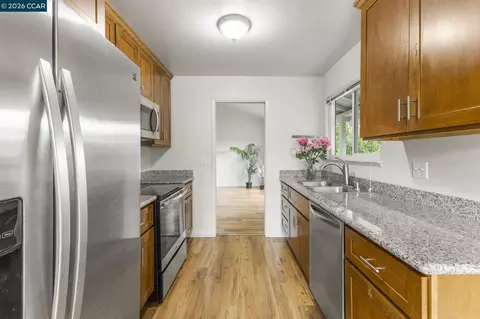 Kitchen - 7601 Redbud Ct, Newark, CA 94560 photo 3 of 3