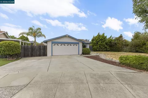 Exterior - 7601 Redbud Ct, Newark, CA 94560 photo 4 of 15