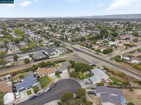 View/Area - 7601 Redbud Ct, Newark, CA 94560 photo 10 of 11