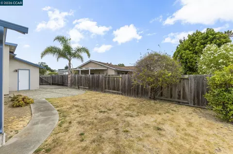 Exterior - 7601 Redbud Ct, Newark, CA 94560 photo 6 of 15