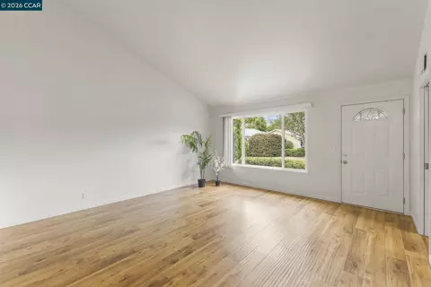 Living - 7601 Redbud Ct, Newark, CA 94560 photo 3 of 6
