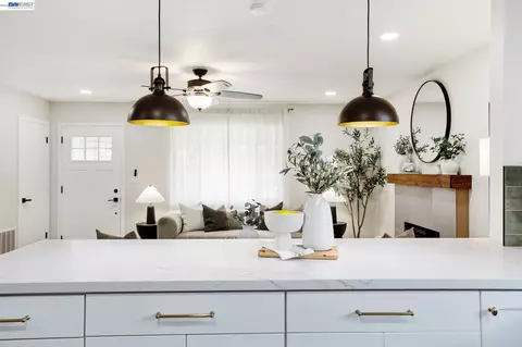 Kitchen - 520 Celia St, Hayward, CA 94544 photo 10 of 12