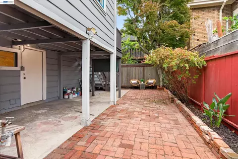 Exterior - 1320 9th St, Alameda, CA 94501 photo 6 of 7