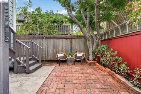 Exterior - 1320 9th St, Alameda, CA 94501 photo 7 of 7