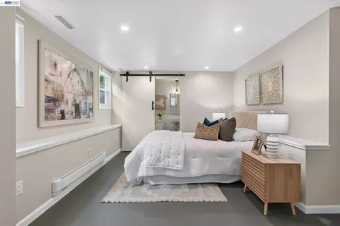 Bedroom - 1320 9th St, Alameda, CA 94501 photo 3 of 3